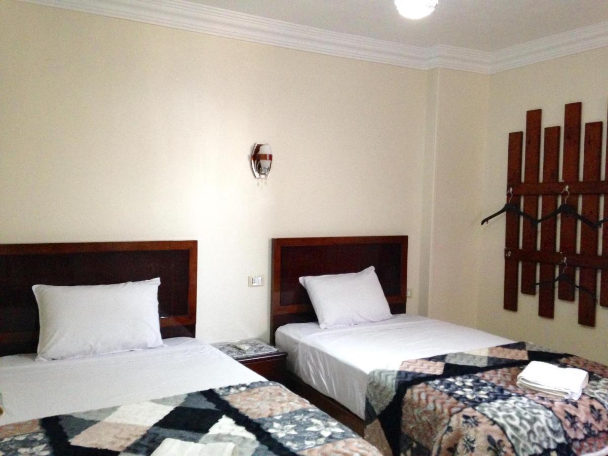 Isis Guest House Nazlet el-Sisi Bagian luar foto