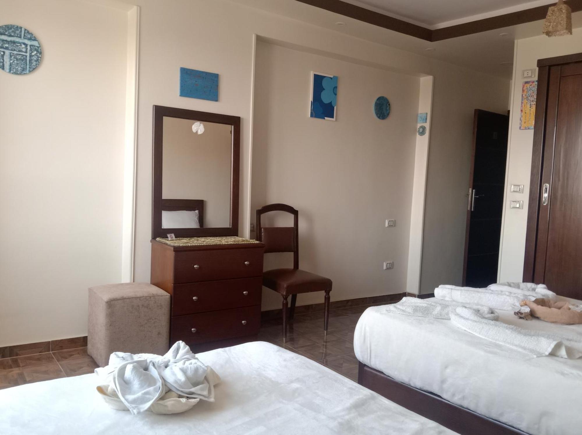 Isis Guest House Nazlet el-Sisi Bagian luar foto